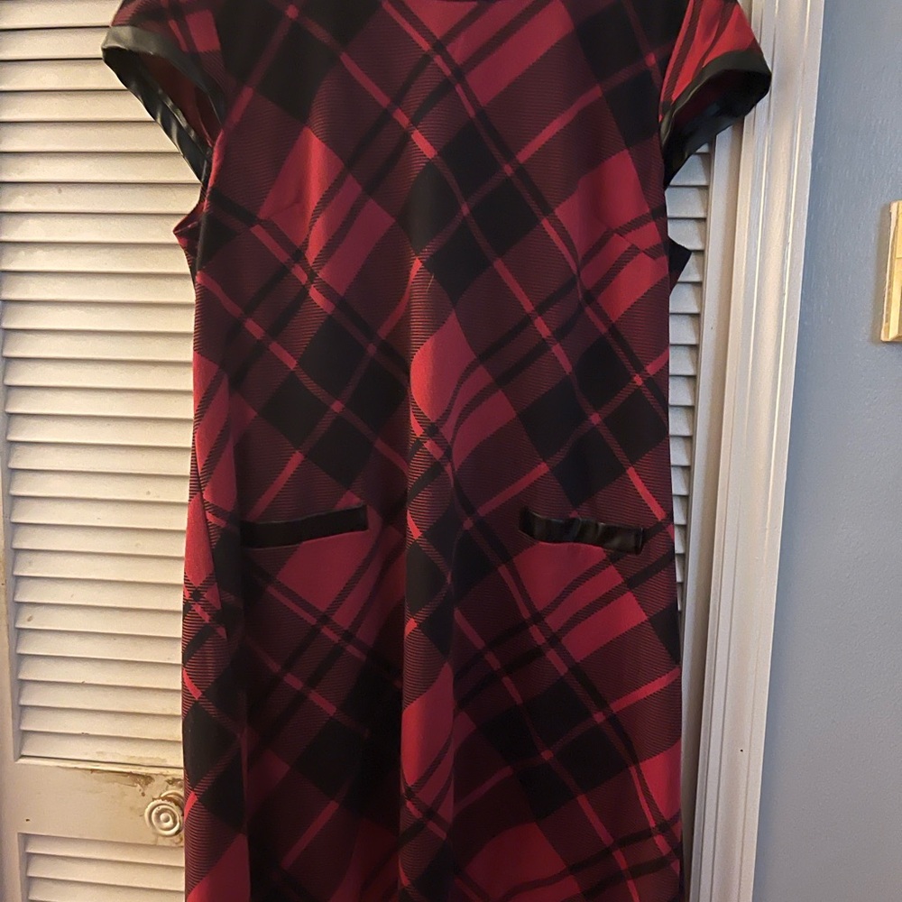 Chic Red and Black Plaid Mini Dress